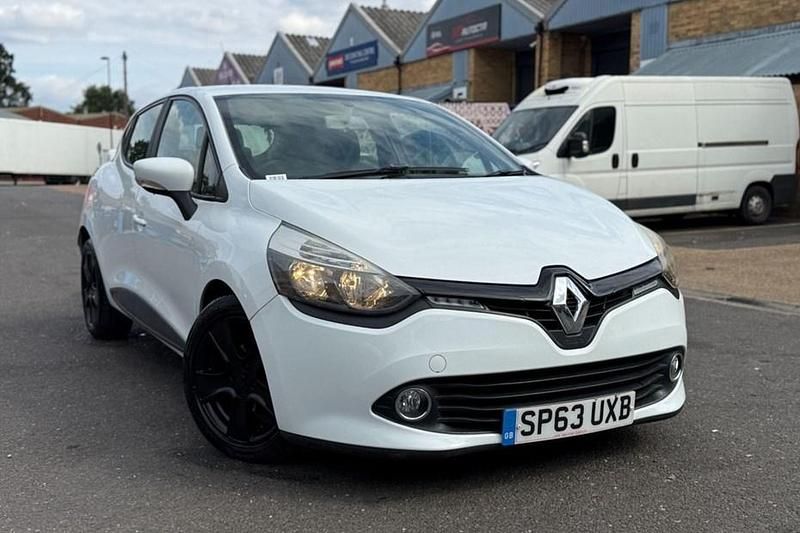 White Used 2013 Renault Clio IV Expression+ Hatchback | £4,790 (Good price) - Image 1/1