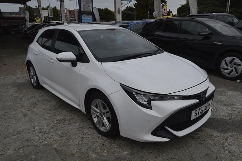 White Used 2021 Toyota Corolla Hatchback | £13,999 (Good price) - Image 1/1