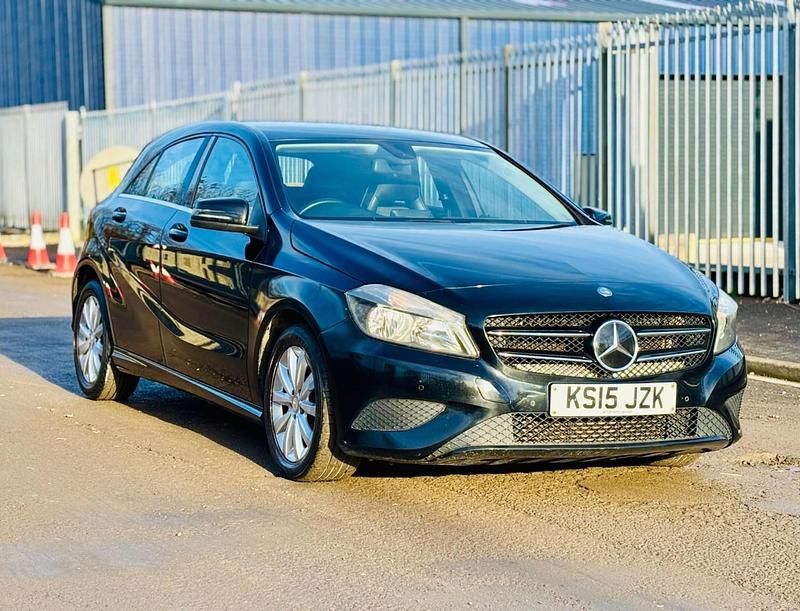 Used Mercedes A180 SE 109 HP (80 kW) 2015 Black Hatchback