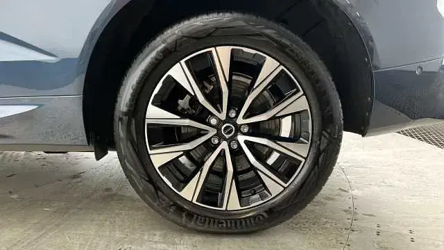Used Volvo XC60 Plus 247 HP (181 kW) 2024 SUV