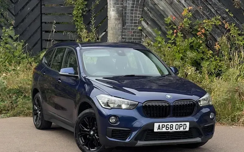 Used BMW X1 150 HP (110 kW) 2019 Blue SUV