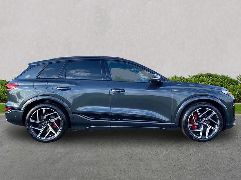 Used Audi e-tron Business 284 kW (387 HP) 2025 Grey SUV