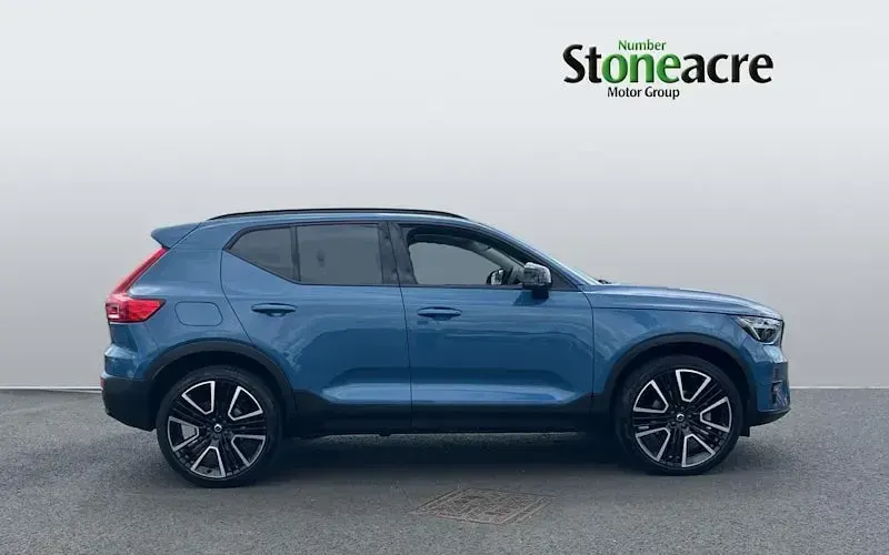 Used Volvo XC40 Ultra 197 HP (144 kW) 2026 SUV