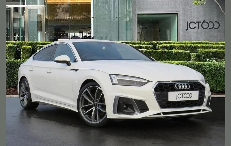 Used Audi A5 Sportback S-Line 161 HP (118 kW) 2023 White Hatchback