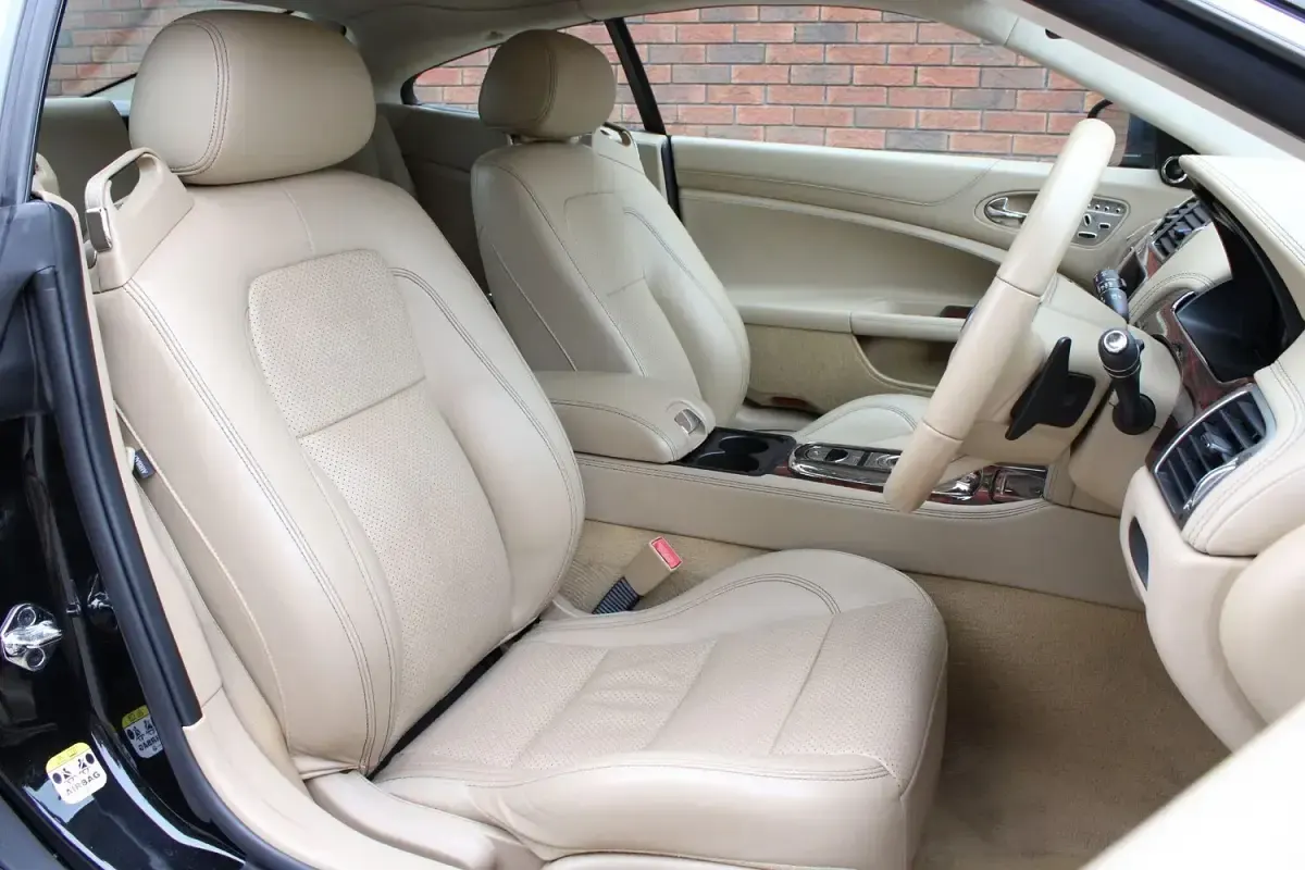 Used Jaguar XK Portfolio 379 HP (278 kW) 2011 Black Coupe
