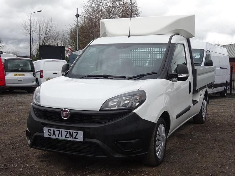 Used Fiat Doblò 2021 White MPV
