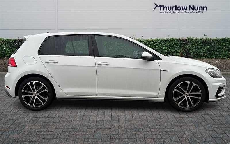 Used VW Golf VII R-line 150 HP (110 kW) 2019 White Hatchback