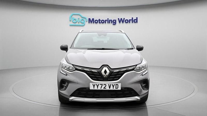 Second-hand Renault Captur Techno 90 CP (66 kW) 2023 Gri SUV