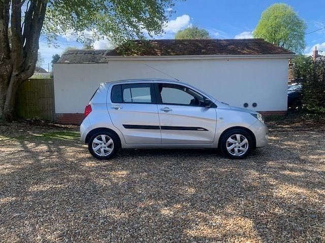 Used Suzuki Celerio SZ3 68 HP (50 kW) 2015 Silver Hatchback