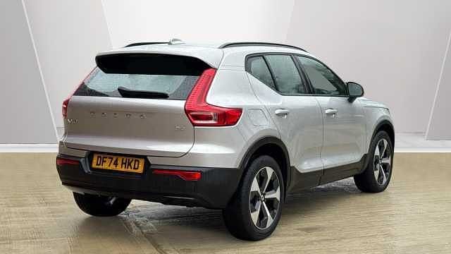 Used Volvo XC40 Plus 194 HP (142 kW) 2025 SUV