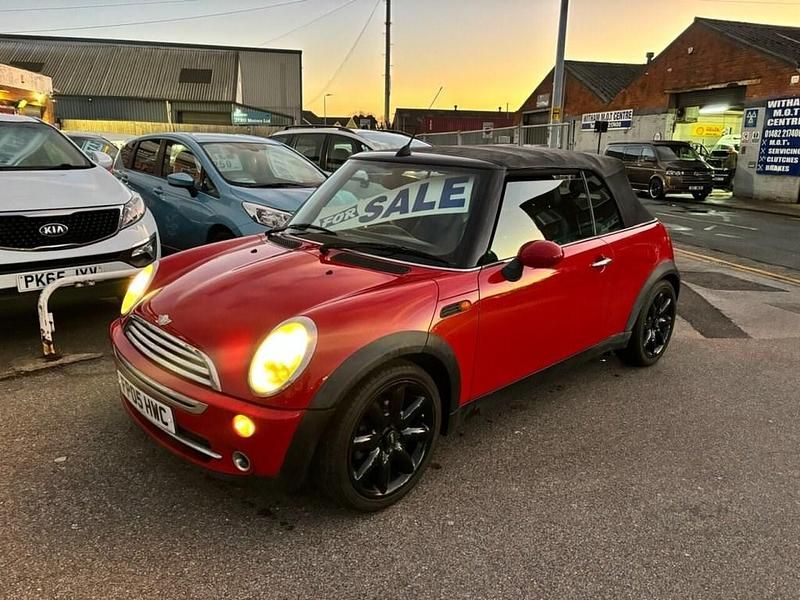 Used Mini Cooper Cabriolet 115 HP (84 kW) 2005 Red Cabriolet