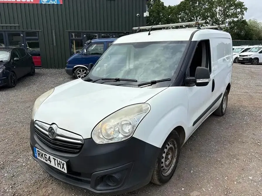 Used Vauxhall Combo 2014 White MPV