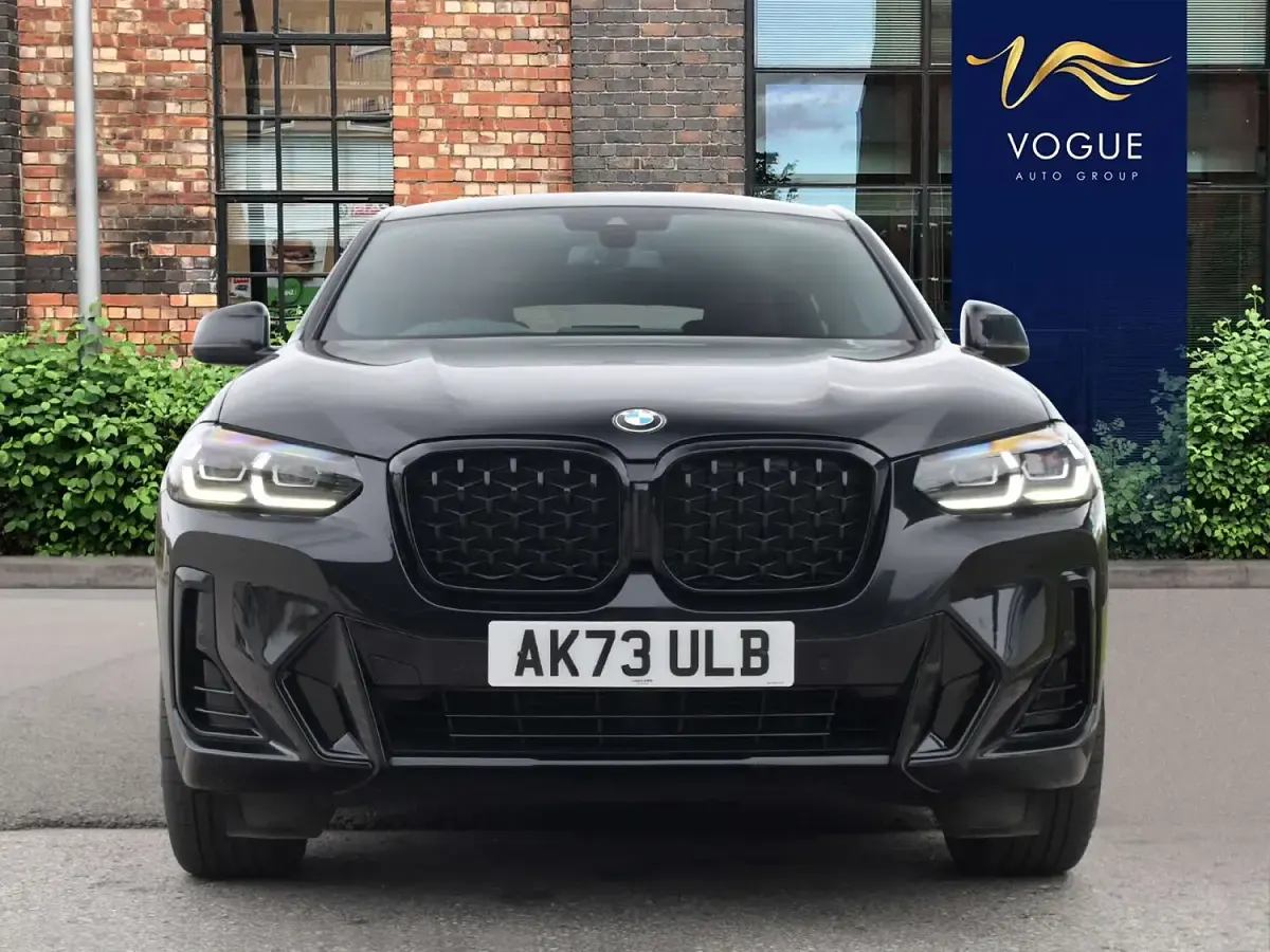 Usado BMW X4 M Sport 184 CV (135 kW) 2023 Negro SUV