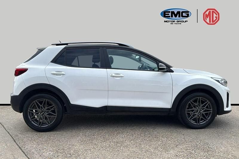 Used Kia Stonic 118 HP (86 kW) 2019 White SUV