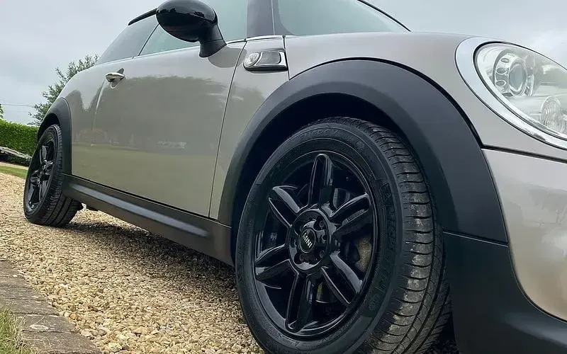 Used Mini Cooper Hatch 122 HP (89 kW) 2013 Hatchback