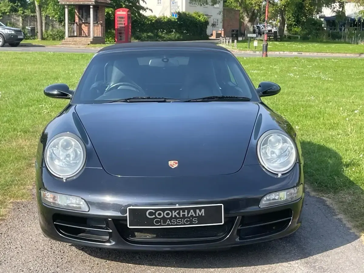 Begagnad Porsche 911 2008 Svart Cab