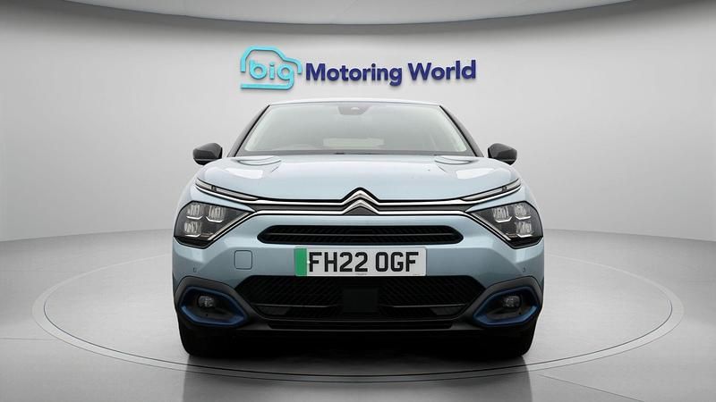 Used Citroën e-C4 Shine 100 kW (136 HP) 2022 Blue Hatchback