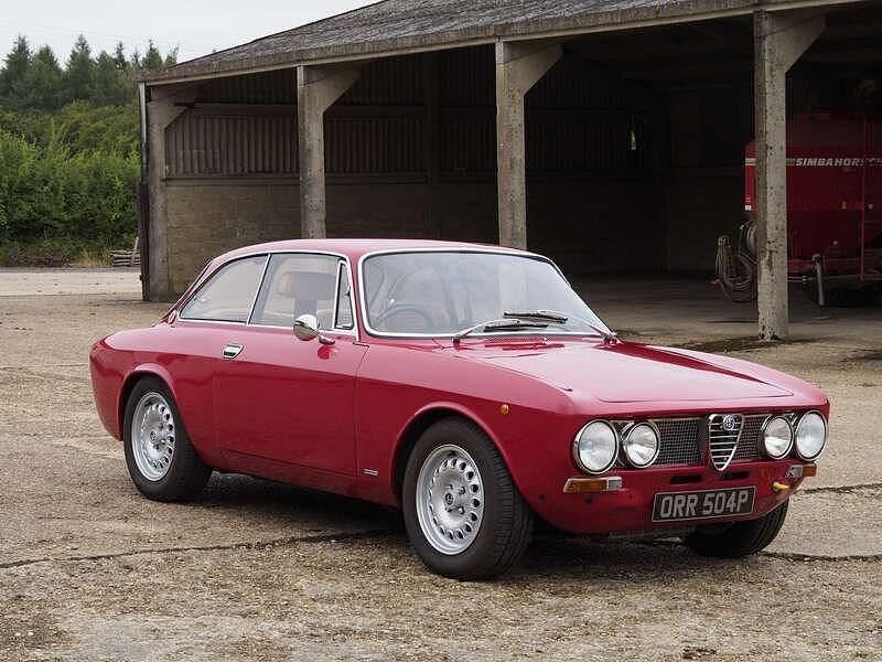 Alfa rosso Used 2022 Alfa Romeo GT Junior | £38,000 - Image 1/4