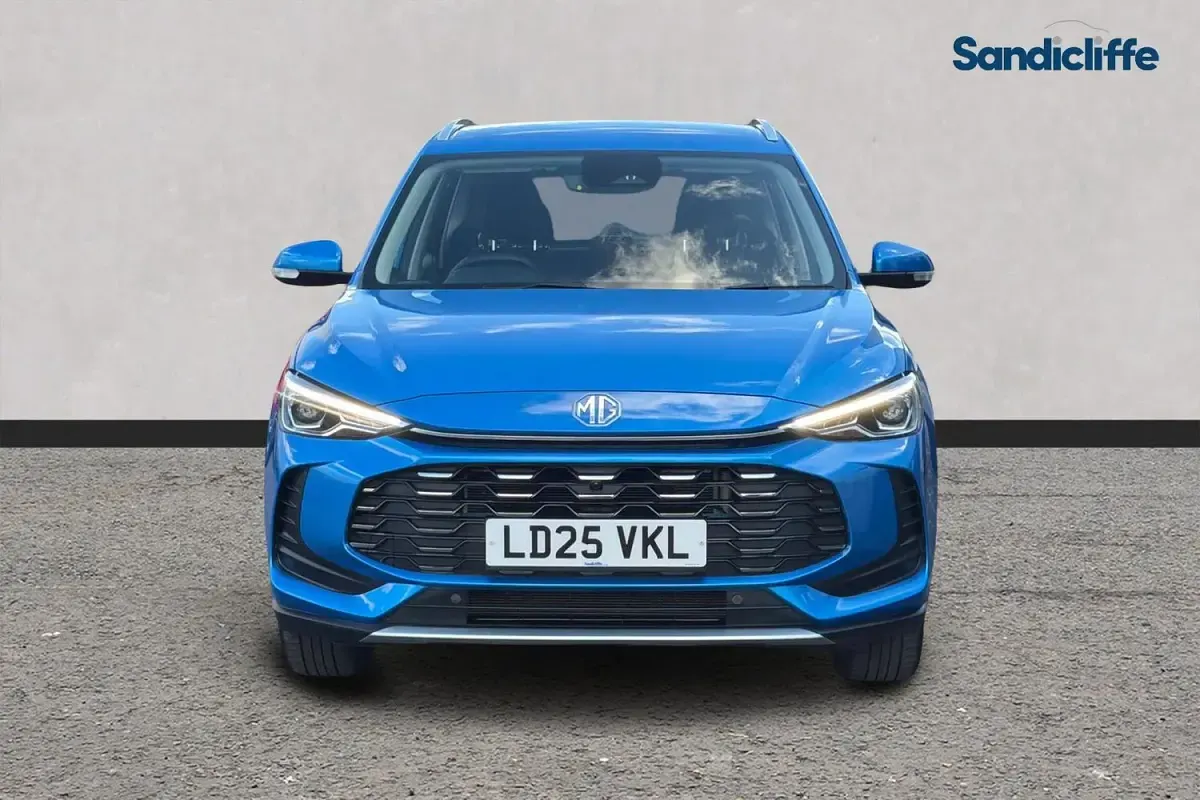 Used MG ZS SE 196 HP (144 kW) 2024 Metallic  battersea blue SUV