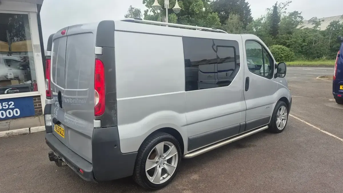 Used Renault Trafic 115 HP (84 kW) 2014 Silver MPV