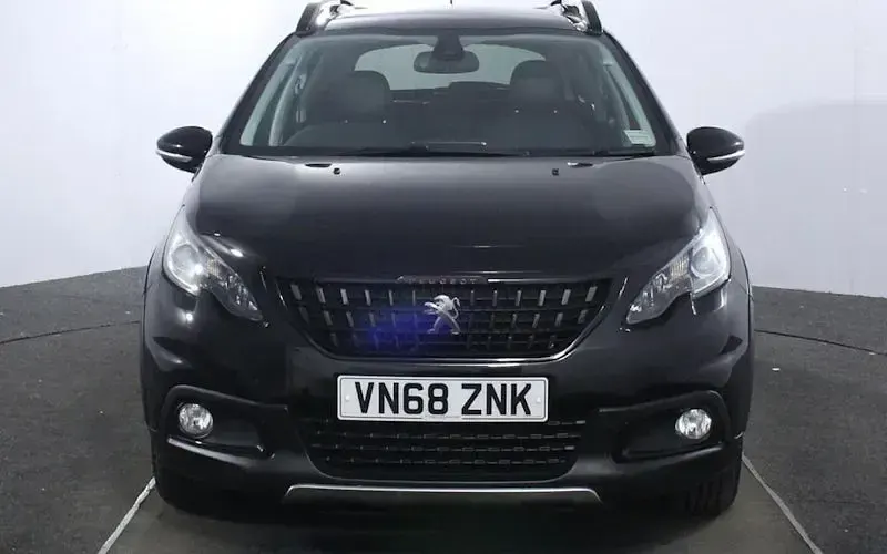 Używany Peugeot 2008 GT-line 131 KM (96 kW) 2019 Czarny SUV