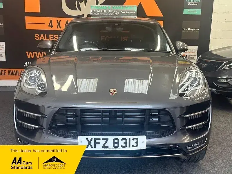 Used Porsche Macan Turbo 400 HP (294 kW) 2014 Grey SUV
