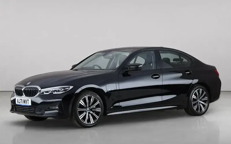 Used BMW 330e 292 HP (214 kW) 2022 Black Sedan