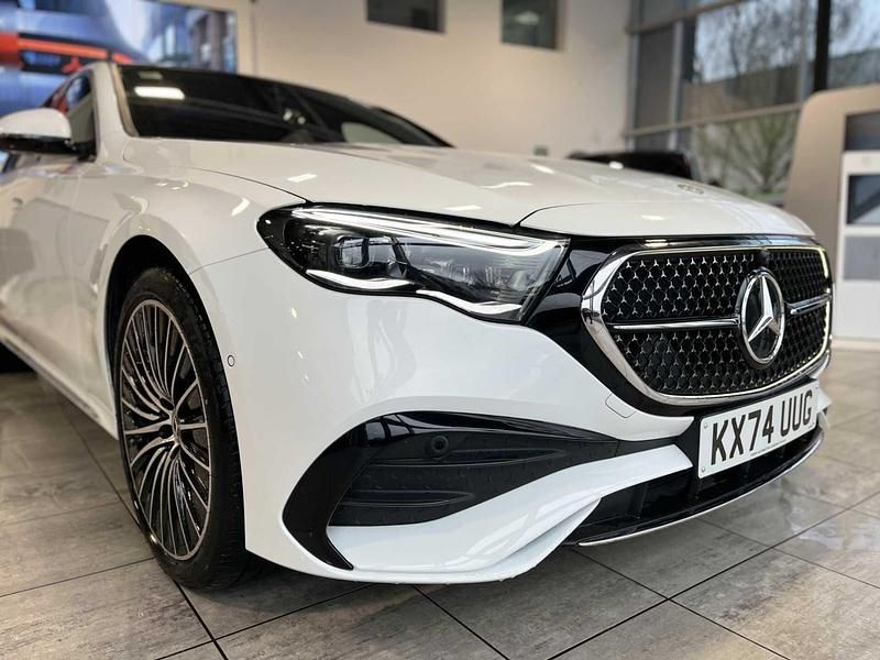 Used Mercedes E300 AMG Line Premium Plus 82 HP (60 kW) 2024 White Sedan