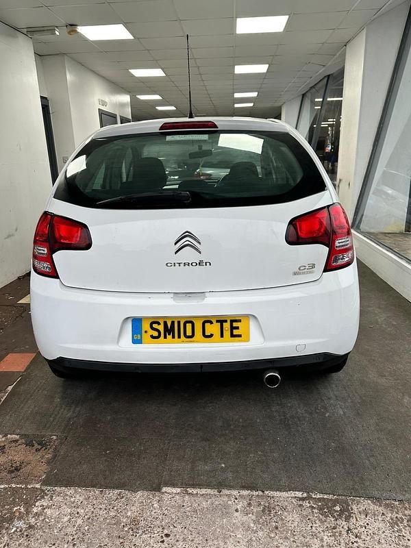 Used Citroën C3 2010 White Hatchback