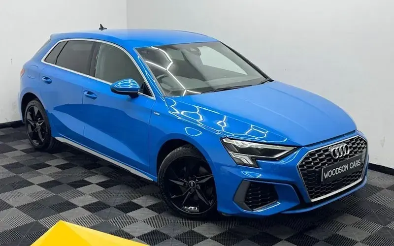 Used Audi A3 Sportback e-tron S-Line 204 HP (150 kW) 2025 Hatchback