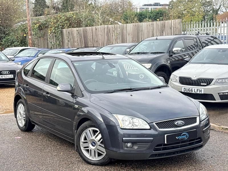 Grey Used 2006 Ford Focus Ghia Hatchback | £3,499 (Fair price) - Image 1/4