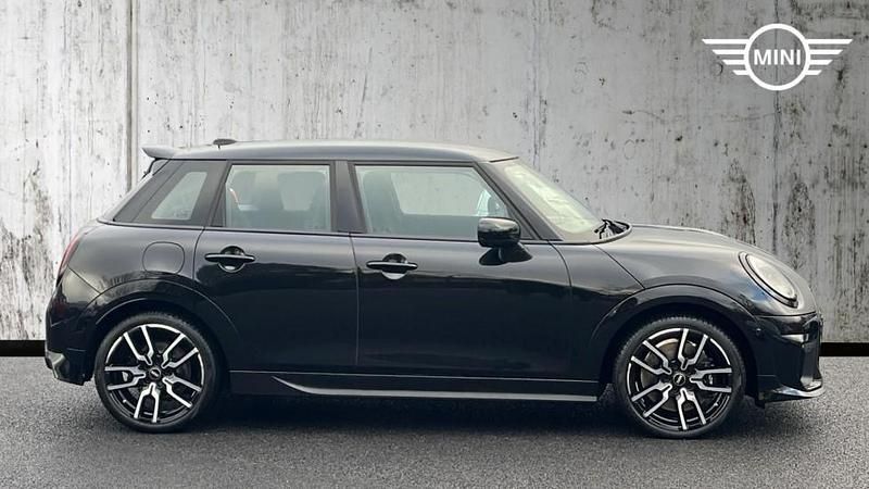 Used Mini Cooper S Hatch 201 HP (147 kW) 2025 Black Hatchback