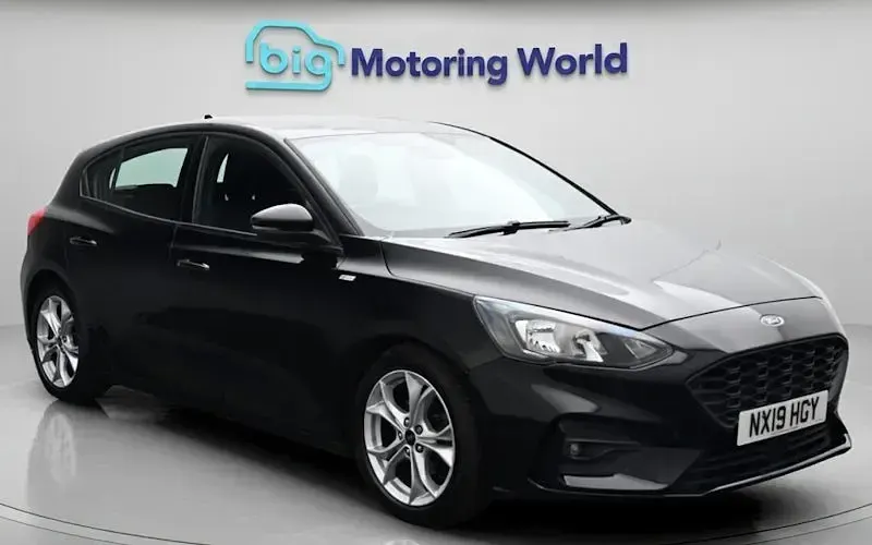 Used Ford Focus ST-Line 125 HP (91 kW) 2019 Hatchback