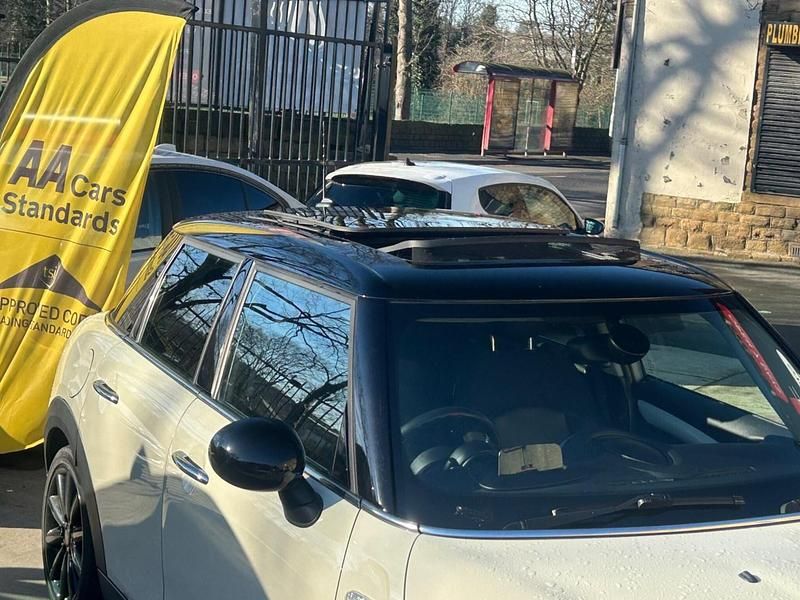 Used Mini Cooper D Hatch 2016 White Hatchback