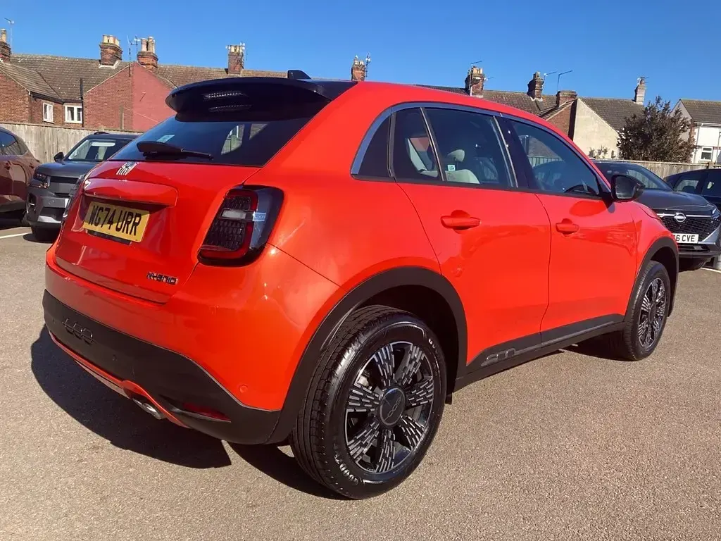 Used Fiat 600 2024 Orange SUV