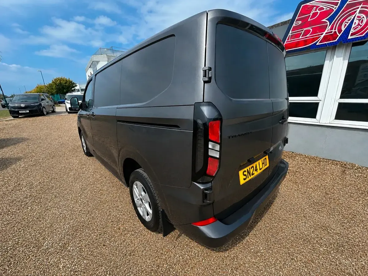 Used Ford Transit Custom Limited 136 HP (100 kW) 2024 Grey Van