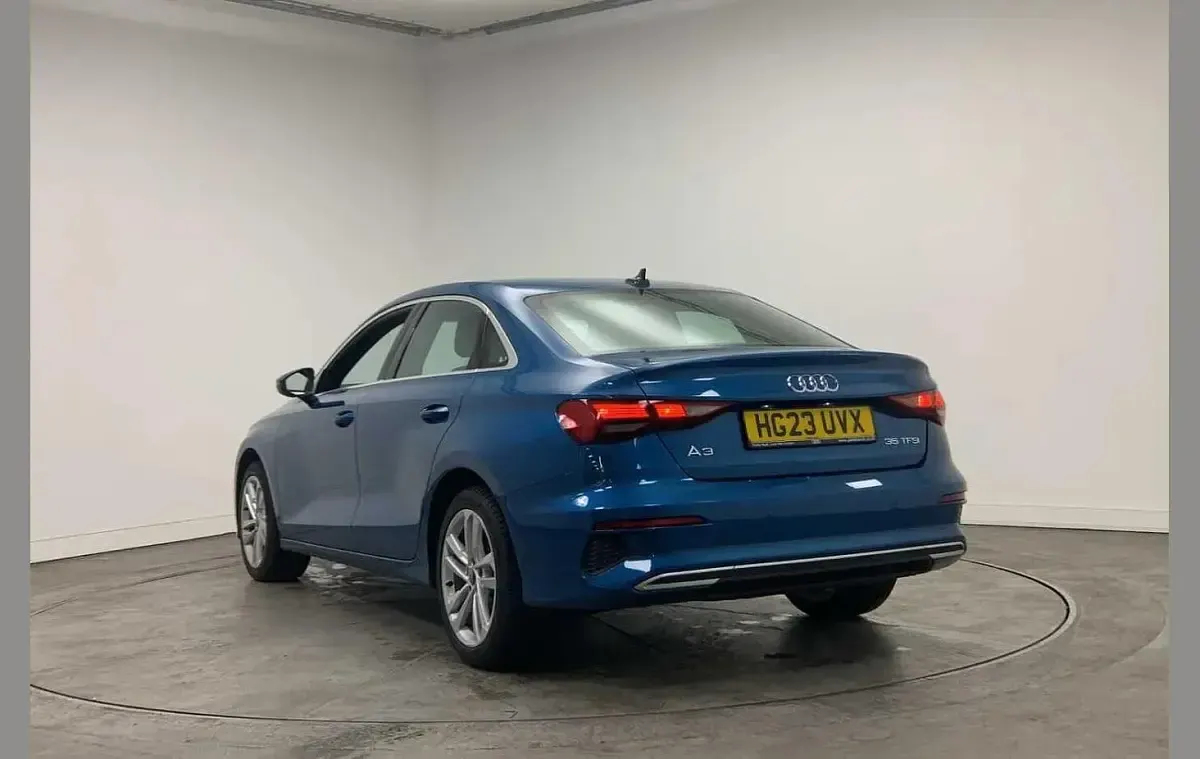 Used Audi A3 Sport 147 HP (108 kW) 2023 Blue Sedan