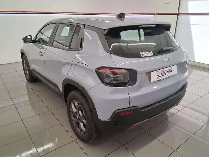Used Jeep Avenger Longitude 100 HP (73 kW) 2025 Grey SUV