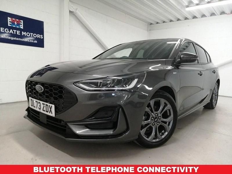 Used Ford Focus ST-Line 125 HP (91 kW) 2024 Grey Hatchback