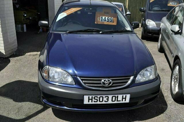 Used 2003 Toyota Avensis Hatchback | £1,490 - Image 1/2