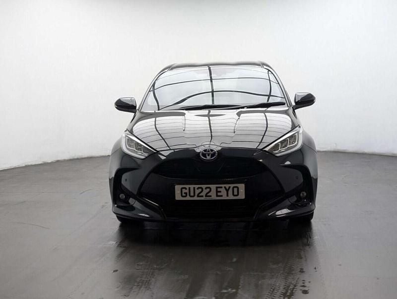 Used Toyota Yaris Hybrid 116 HP (85 kW) 2021 Black Hatchback