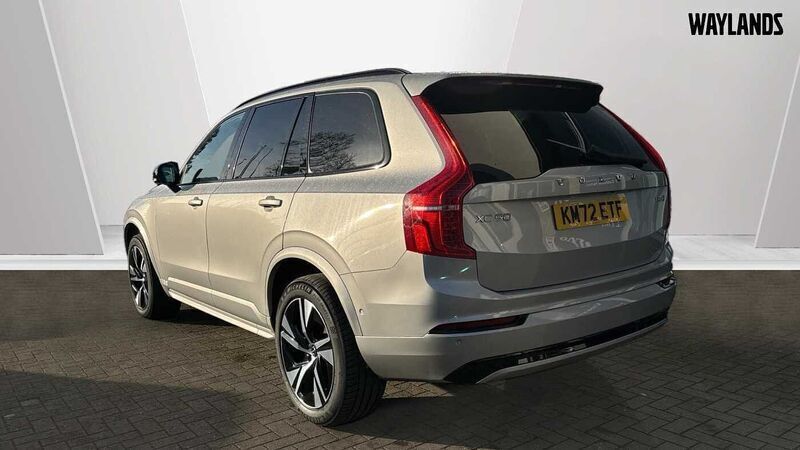 Usado Volvo XC90 Plus 247 CV (181 kW) 2023 Plateado SUV