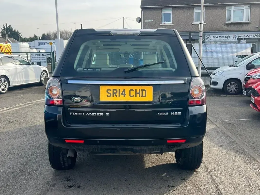 Begagnad Land Rover Freelander 2 HSE 190 HK (139 kW) 2014 Svart SUV
