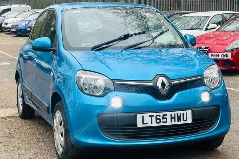 Used Renault Twingo Play 70 HP (51 kW) 2015 Blue Hatchback
