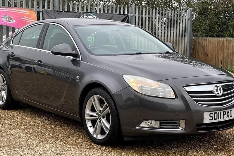 Used Vauxhall Insignia SRi 160 HP (117 kW) 2011 Grey Hatchback
