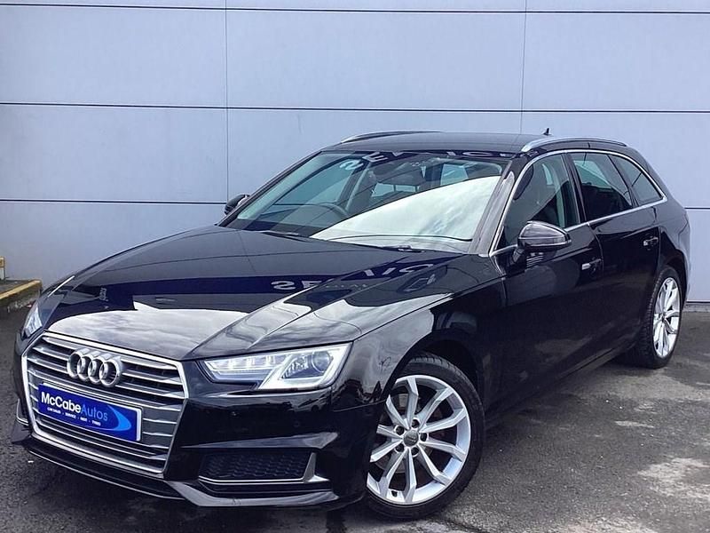 Używany Audi A4 Sport 245 KM (180 kW) 2019 Czarny Kombi