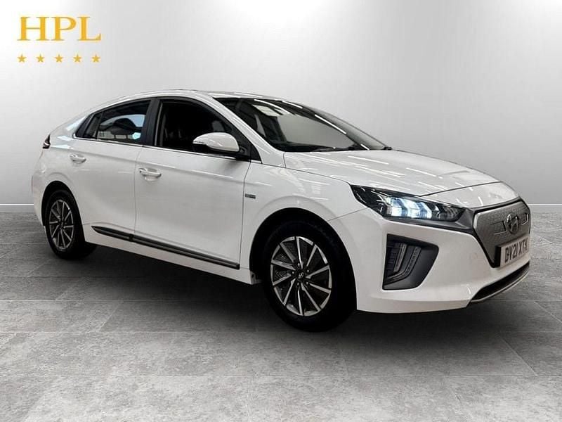 Used Hyundai Ioniq Premium 100 kW (136 HP) 2021 White Hatchback