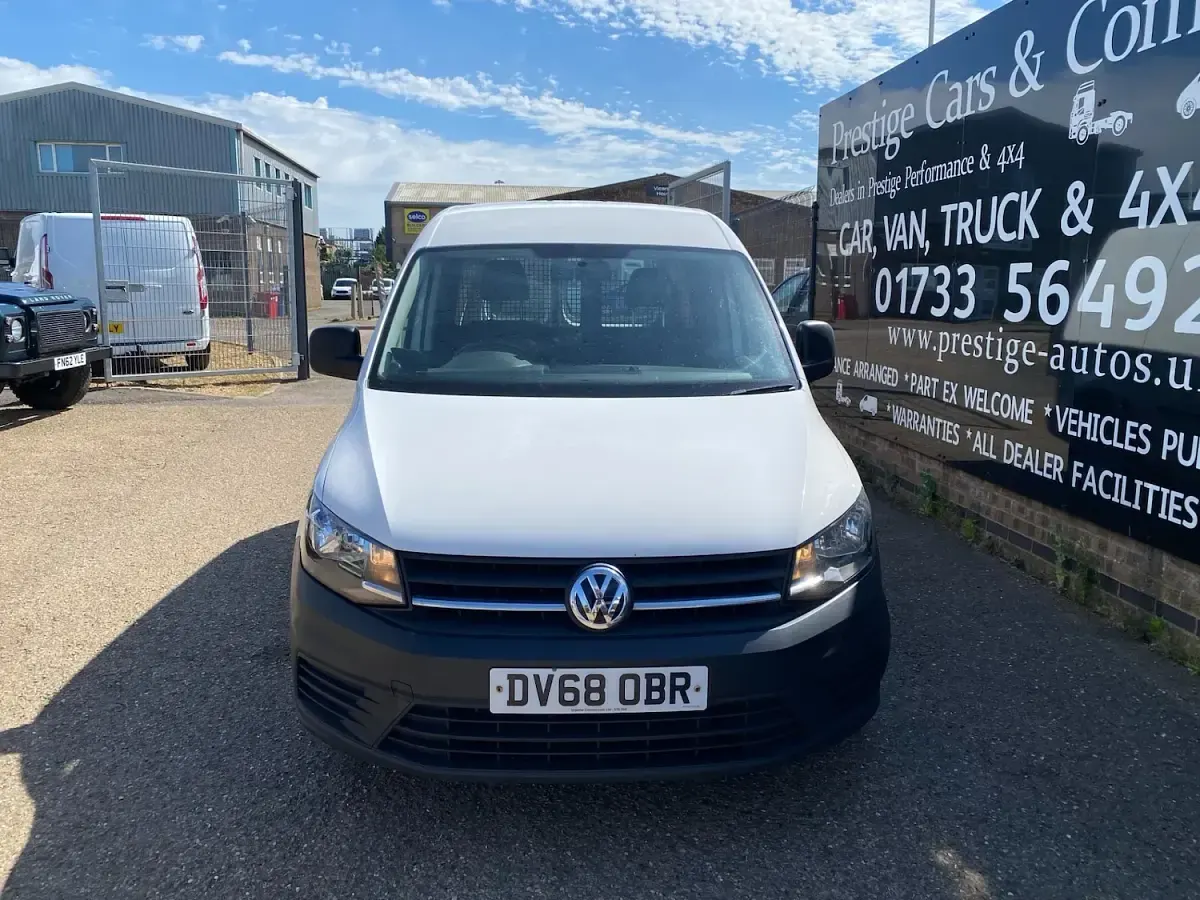 Used VW Caddy Startline 102 HP (75 kW) 2018 White MPV