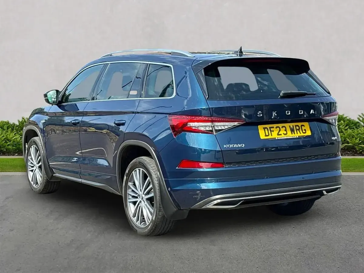 Used Skoda Kodiaq LAURIN & KLEMENT 196 HP (144 kW) 2023 Blue SUV