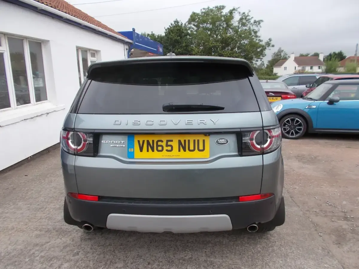 Used Land Rover Discovery Sport HSE 150 HP (110 kW) 2015 Grey SUV